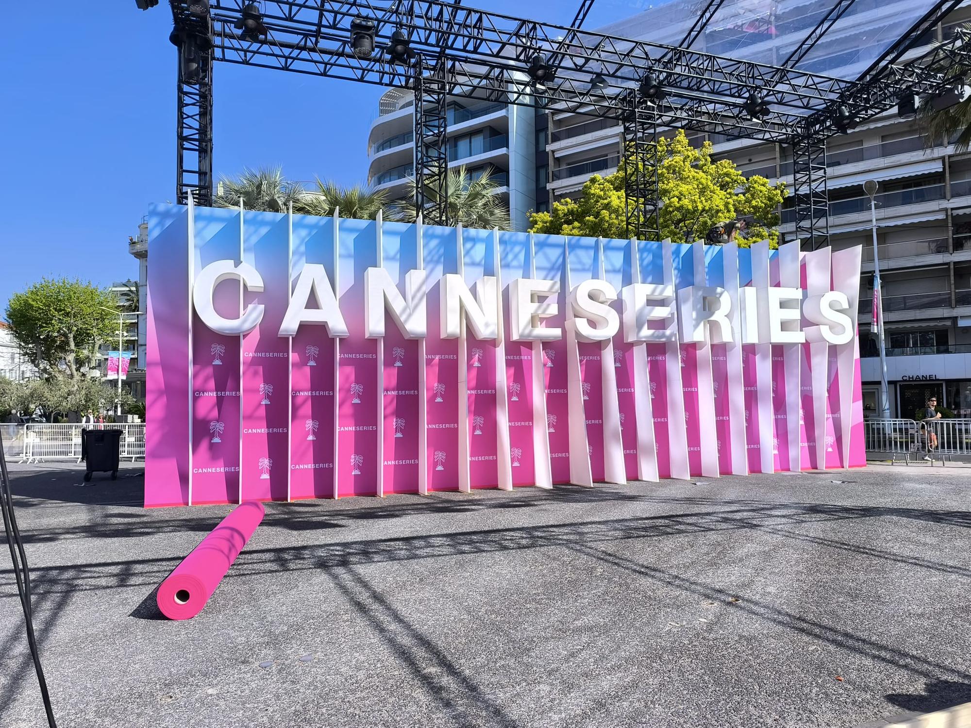 Event signage and production